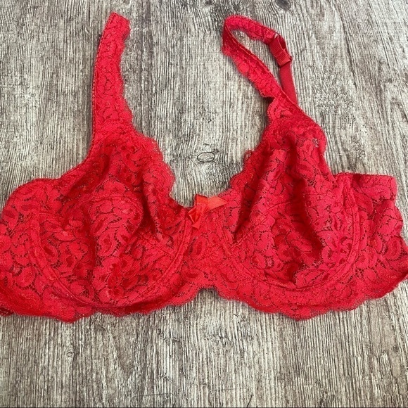 Red Lace Wire Bralette Size 38B - Picture 1 of 3